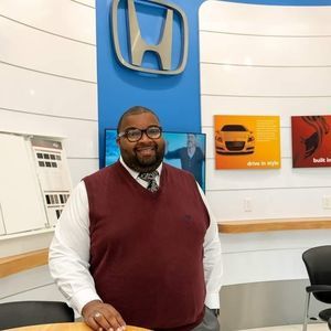 Meet your Posher, Kelvin